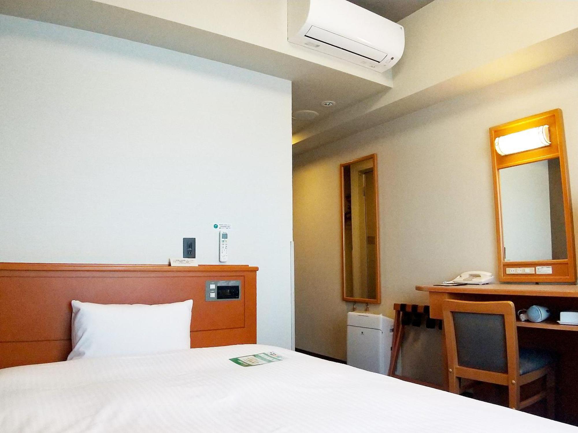 Hotel Route-Inn Niigata Kencho-Minami Eksteriør bilde